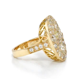 LARGE OVAL COBBLESTONE RING>SINGLE STONE Clearance