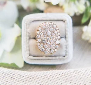 LARGE OVAL COBBLESTONE RING>SINGLE STONE Clearance