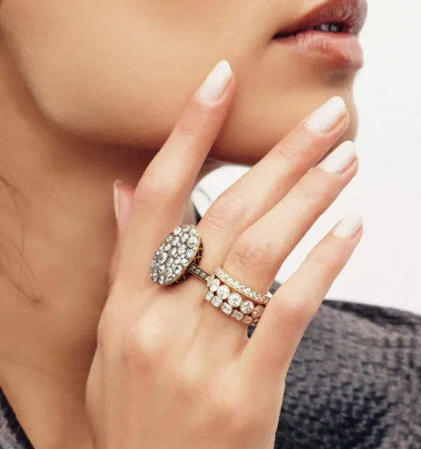 LARGE OVAL COBBLESTONE RING>SINGLE STONE Clearance